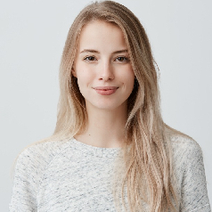 Luna Blaise