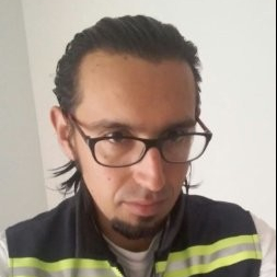 Arq. Enrique Calderon